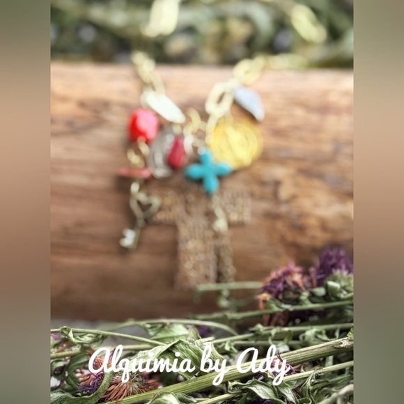 Multi charms turquoise and red Coral necklace - Picture 2 of 5